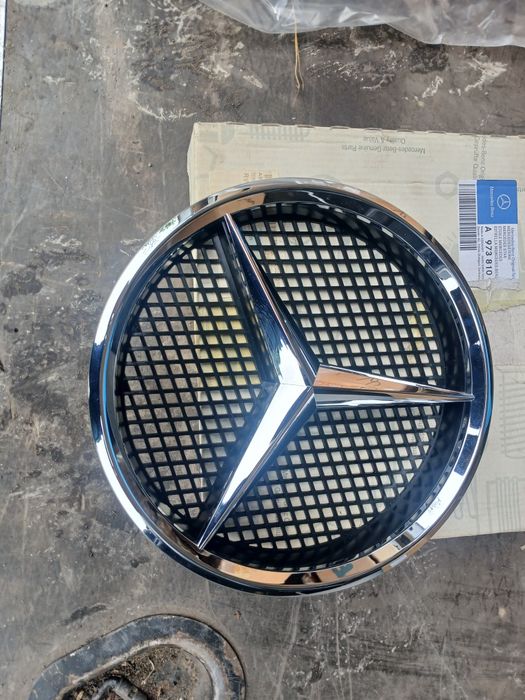 NOWY emblemat znaczek Mercedes gwiazda do Sprinter Atego Axor