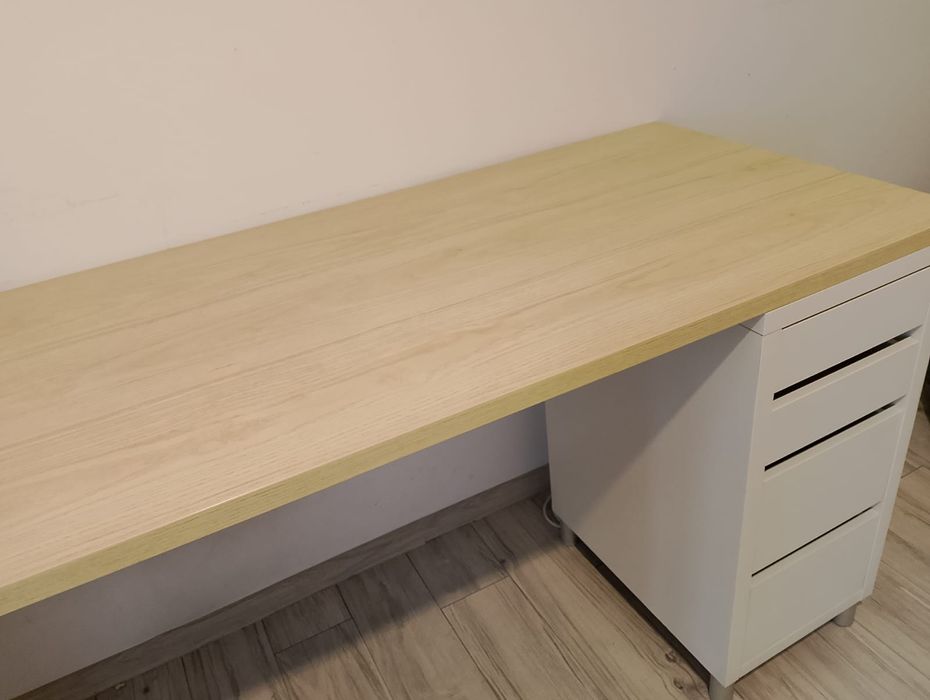 Biurko Ikea duże