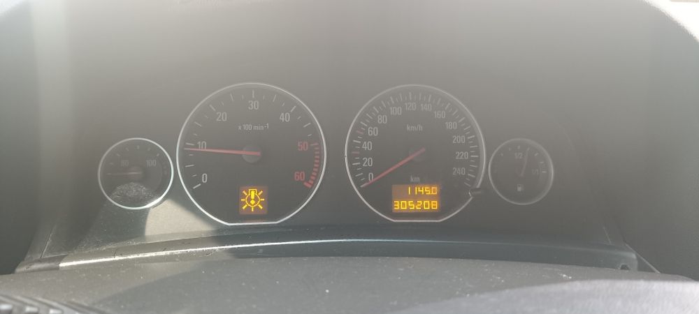 Опель Вектра с 2004 рік