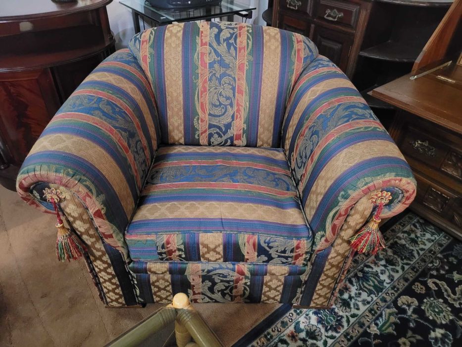 Sofás individuais clássicos - óptimo estado - Valor unitário