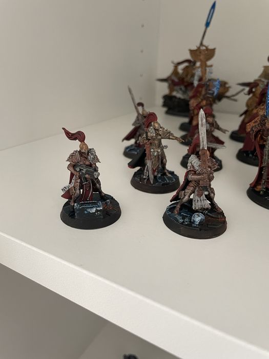 Custodes - armia