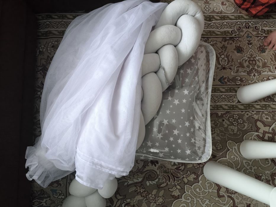 Бортики в дитяче ліжко