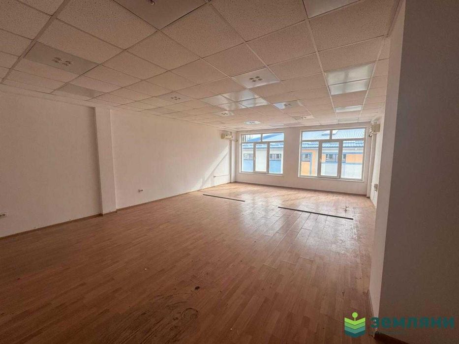 Продаж приміщення під офіси 600м2 вул.Б.Хмельницького (6)
