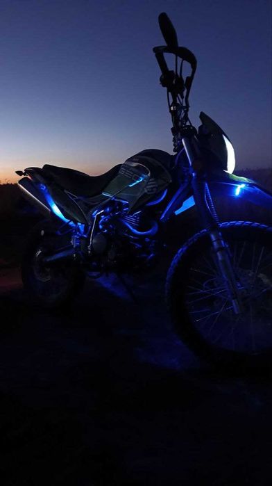 Продаю мотоцикл ендуро-кросс Geon X-Road 250cb PRO