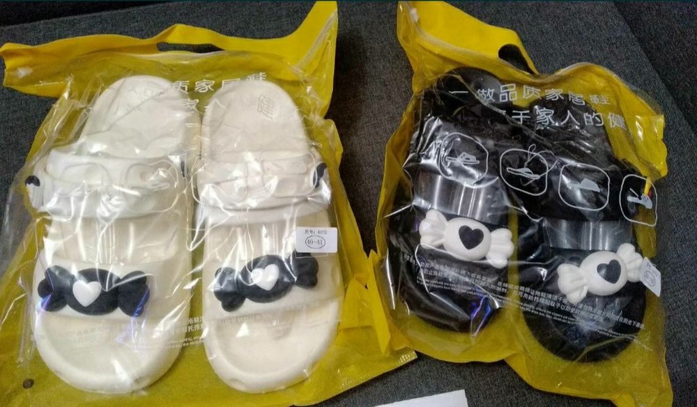 Шлёпанцы босоножки