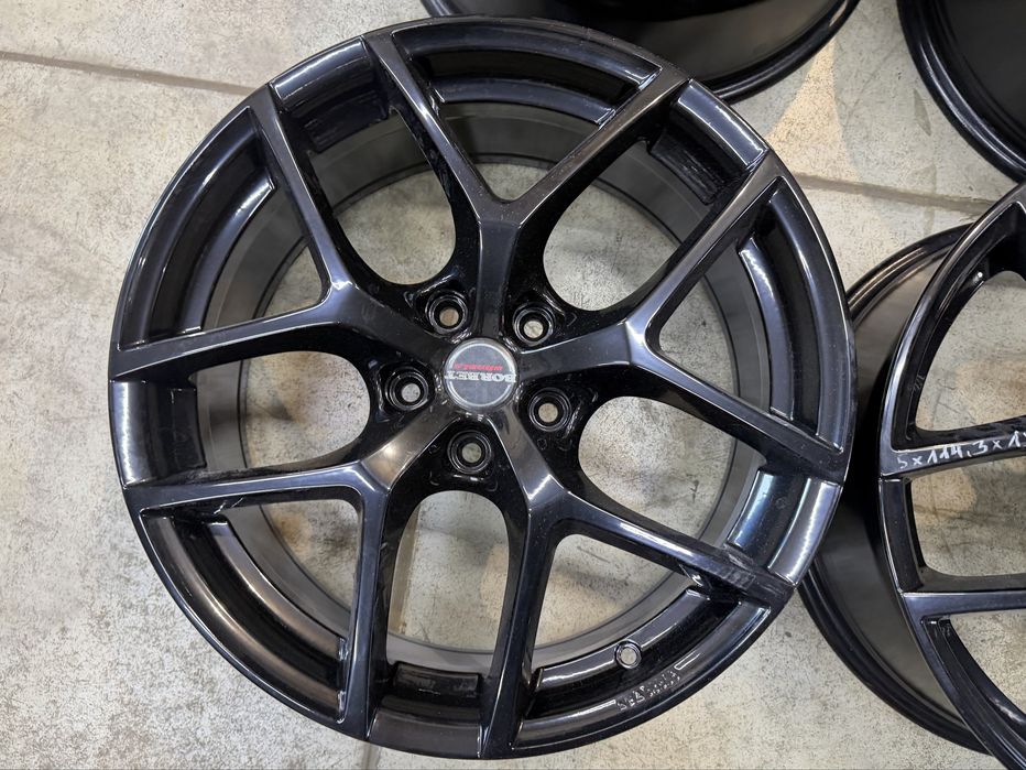 Felgi aluminiowe 5x114,3x19 8J ET45 KIA HYUNDAI MAZDA TOYOTA itp