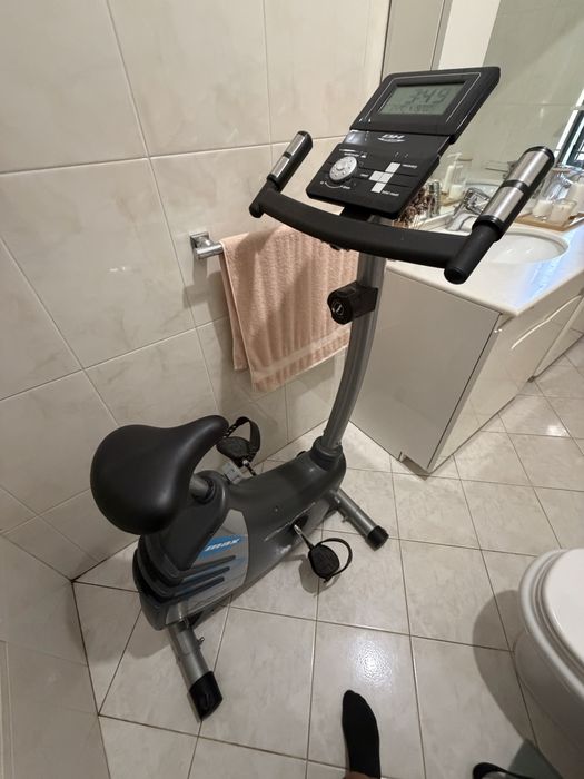 Bicicleta estatica BH