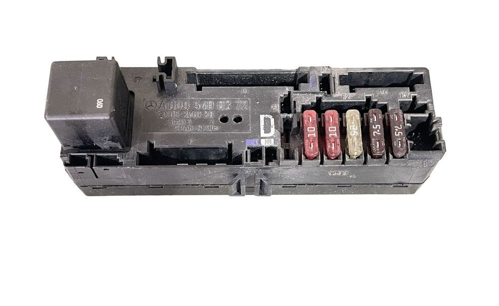 Caixa de Fusíveis Mercedes Classe E W210  A0005400372