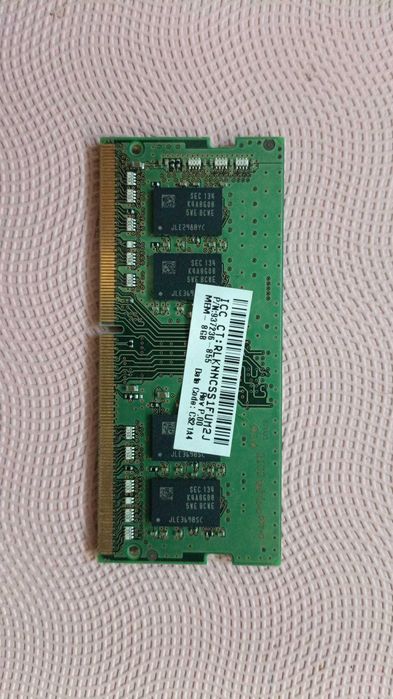 Samsung 8GB DDR4-3200 SO-DIMM M471A1K43EB1-CWE