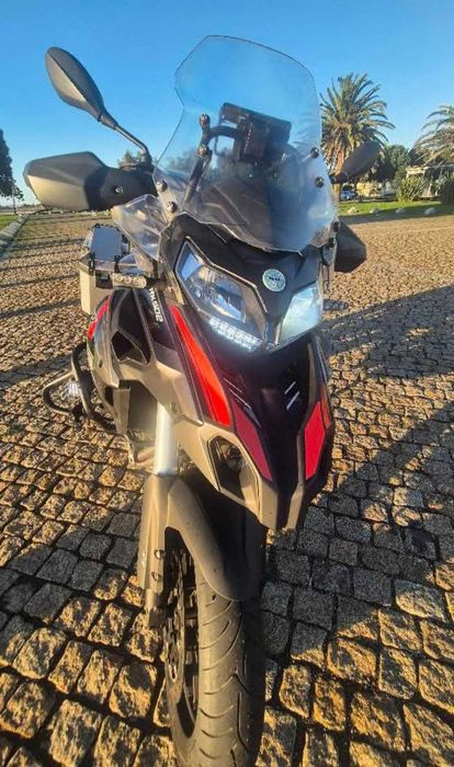 Mota trk500 bom estado
