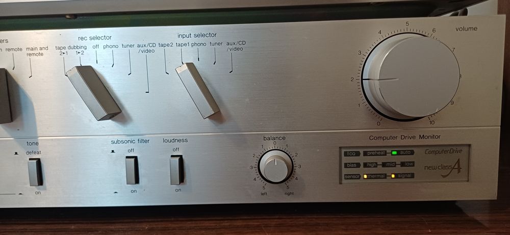 Technics SU-V303