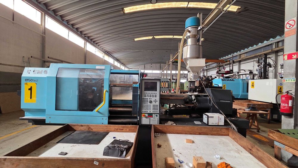 Máquina de injeção DEMAG 80ton
