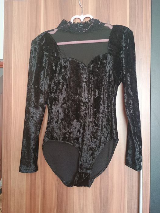 Mega paka ubrań damskich rozm. M 19sztuk.