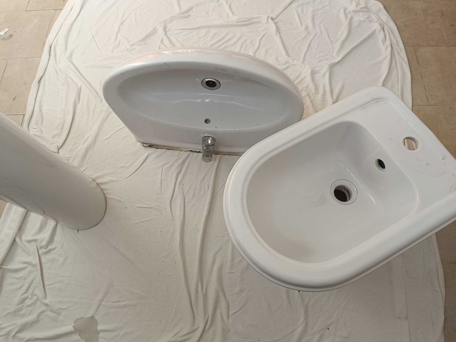 Loiça sanitária de WC [Branco]