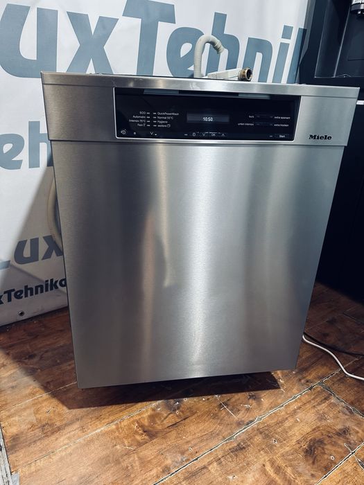 Посудомийна машина Miele