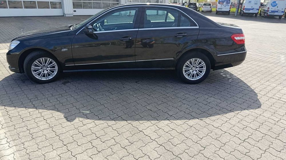 Sprzedam Mercedesa E 250 W 212 Elegance