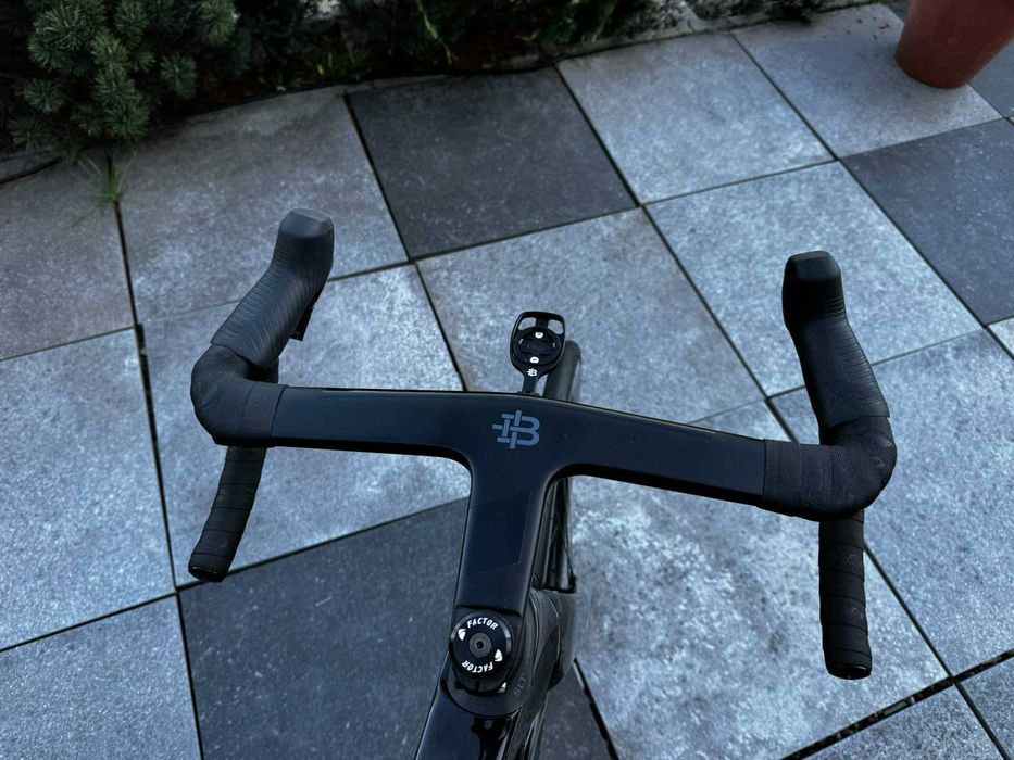 Factor Ostro VAM 2.0 Rozmiar L 56 - Sram Red E1 - pomiar mocy quarq Niski przebieg 3060km  masa 7,03 kg