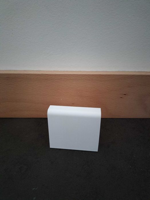 Suporte de Telemóvel 3D – Design Minimalista em Branco