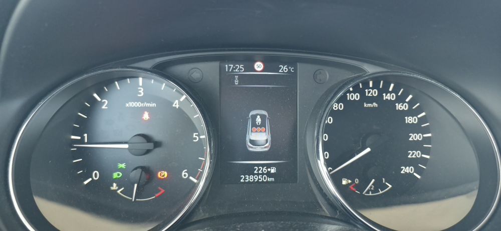 Nissan qashqai J11 - 1.5 DCI 110cv
