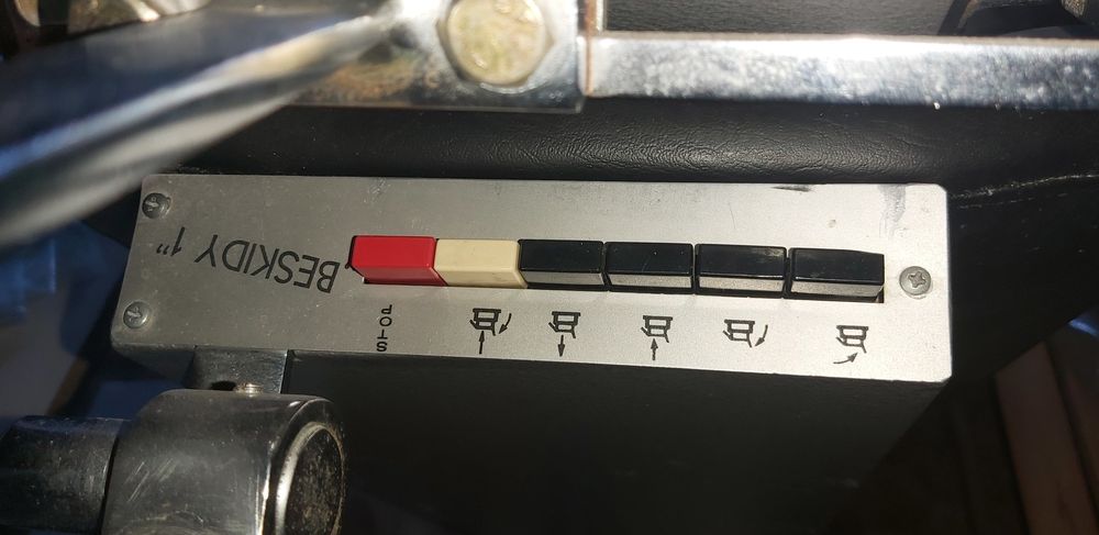 Fotel dla kosmetyczki.