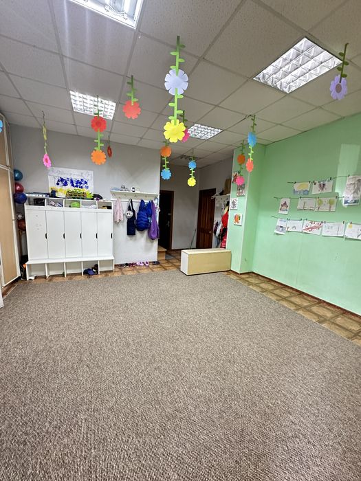 Продається будівля у центрі міста