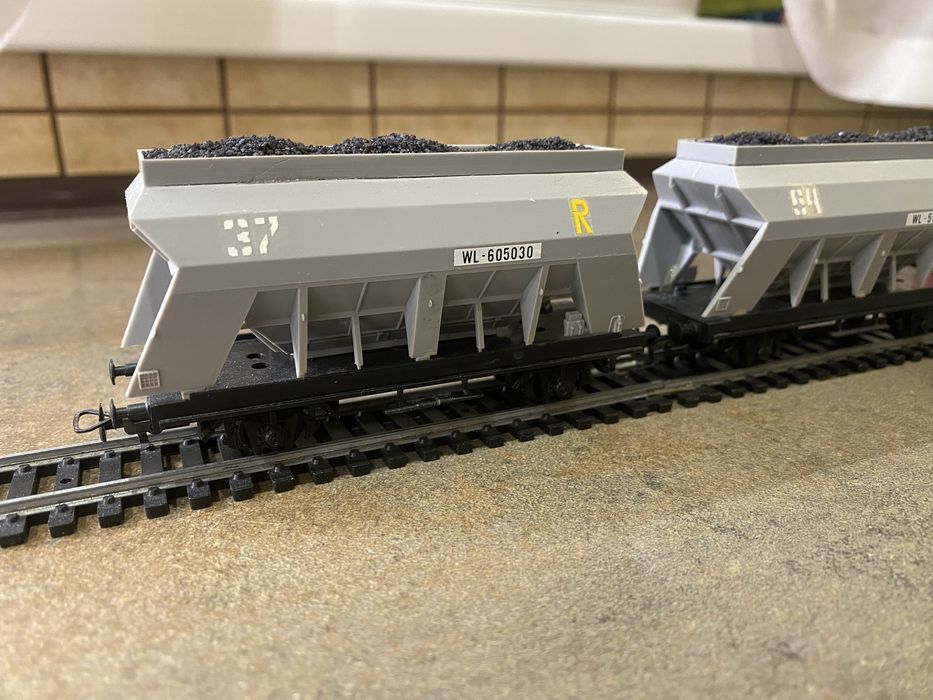 Модели вагонов  и тепловозов ж д  Liliput  HO. 1/87. Roco Piko
