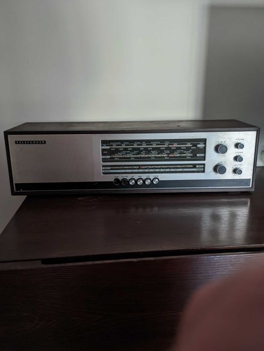 Rádio Telefunken Gavotte 1591