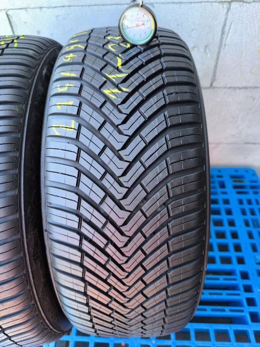 *Opony Continental Allseasoncontact 215/45/18 para