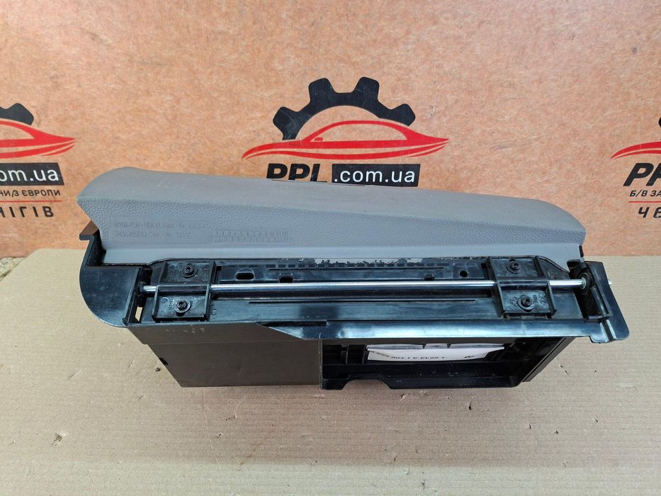 BMW 3 E90 E91 04-11 Бардачок вещевой ящик 51167075479 \ 51167120408
