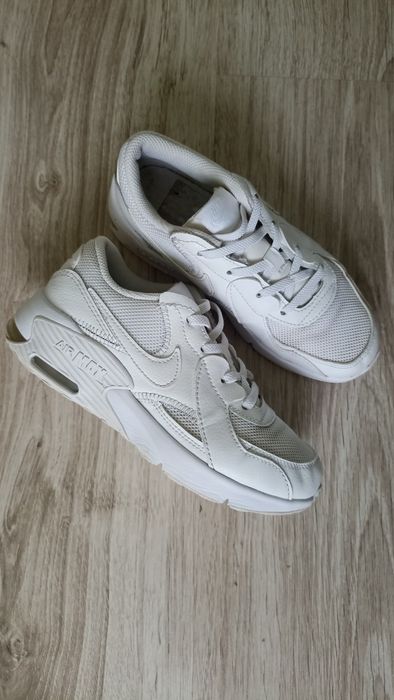 Кроссовки Nike Air Max Excee р. 33