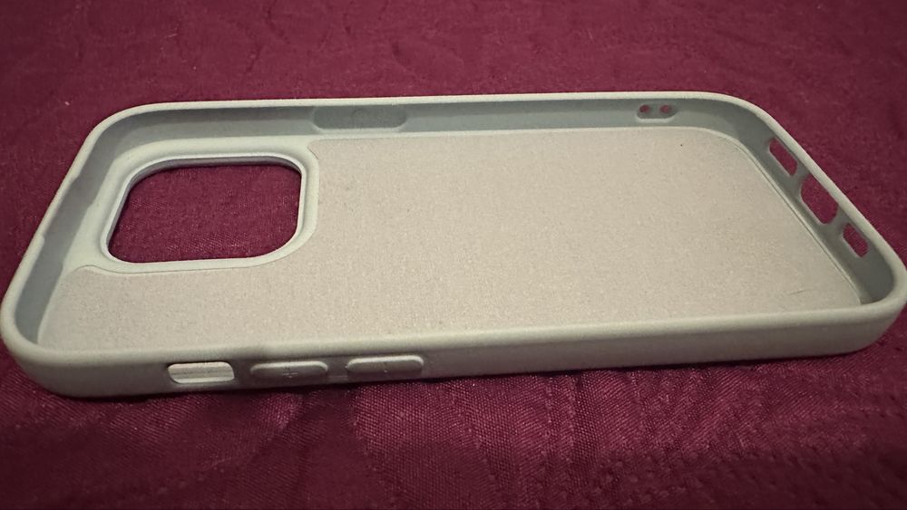 Capa iPhone 14 Pro azul bebé como nova!!