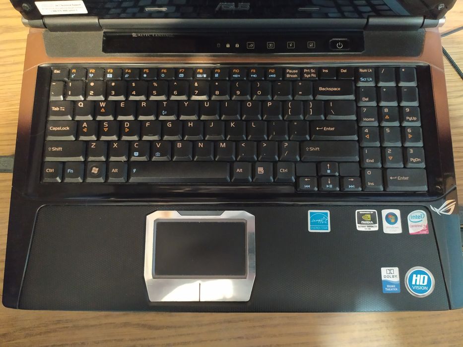 Laptop gamingowy ASUS G50VT retro