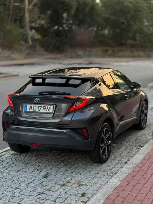 Toyota C-HR 1.8 Hybrid