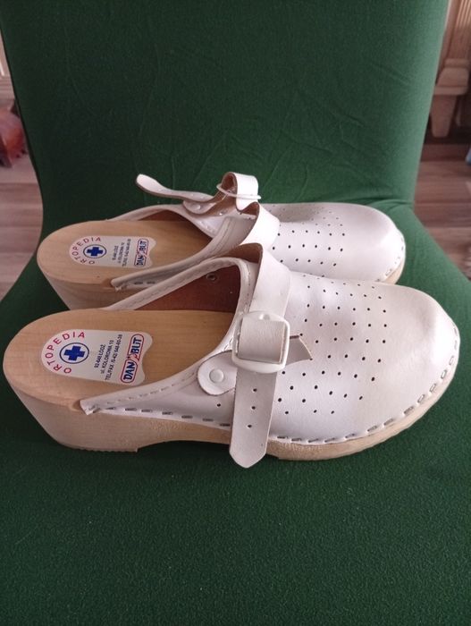 Sprzedam chodaki medyczne 40