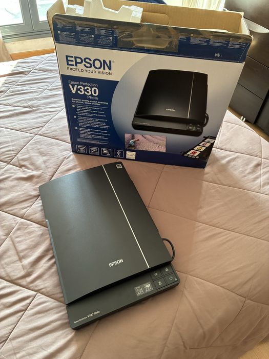 Conjunto Nikon D5500 com 4 objetivas, tripe, baterias, mochilas, acessorios mais impressora Epson