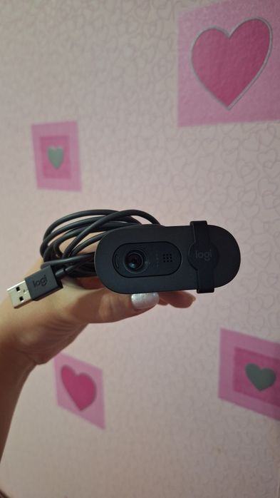 Вебкамера Logitech Brio 100 Full HD 1080p / Стан нової