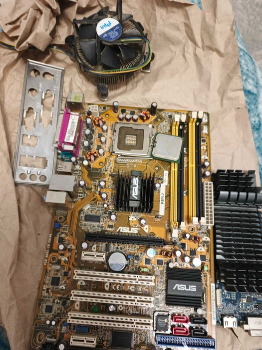 Продам комплект материнська плата, процесор, відеокарта, кулер