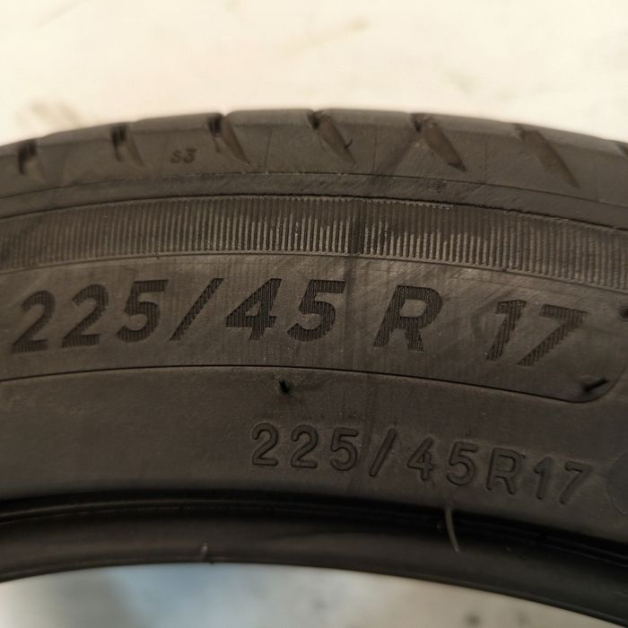 225/45R17 Michelin Primacy 4