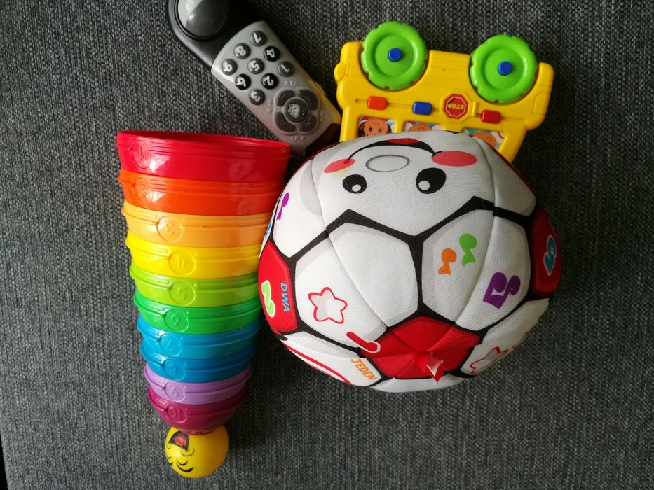Zestaw zabawek Fisher Price +pilot+autko