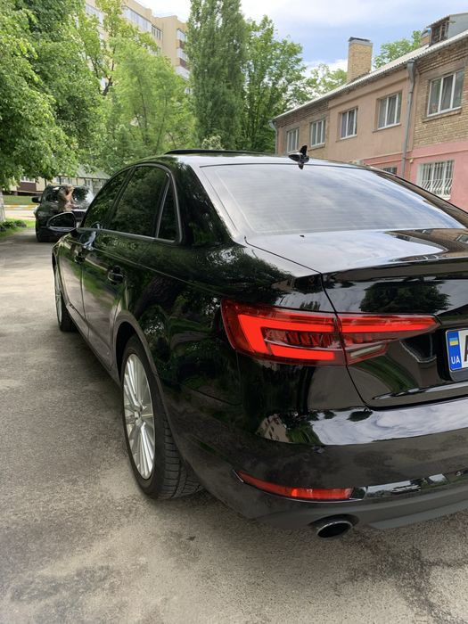 Продам Ауді А4Б9