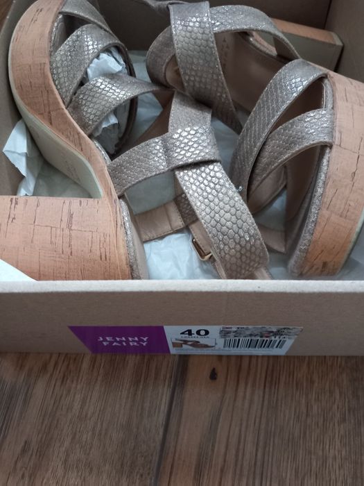 Sandały damskie 40