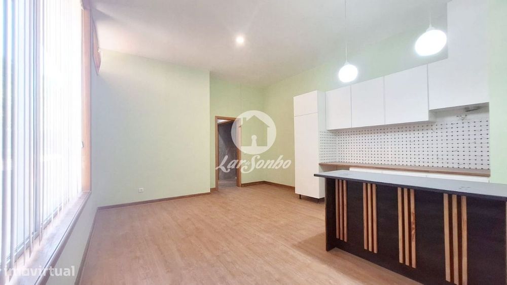 Apartamento T1 mais loja em Balazar, Póvoa de Varzim