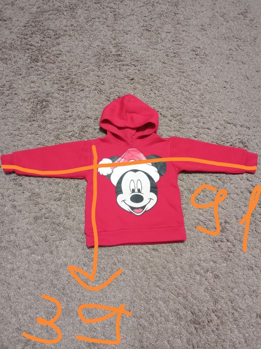 Продам  кофтинку   2/3  роки