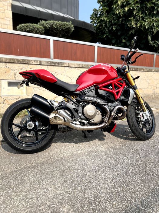 Ducati Monster 1200 S | 2016 | 8.373 km | Revisão Ducati + Pneus Novos