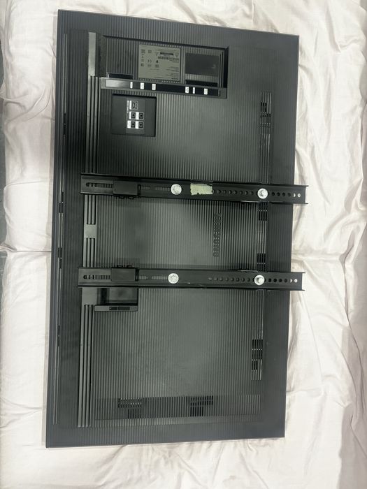 Samsung LH43QMRAPGCXEN (QM43R-A – 43″ 4K UHD Signage)