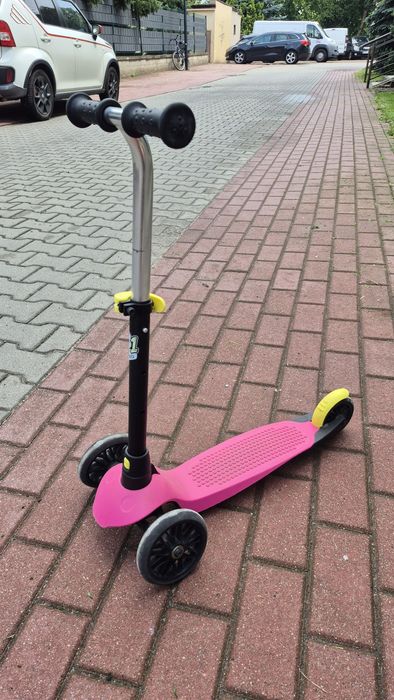 Hulajnoga Oxelo trójkołowa