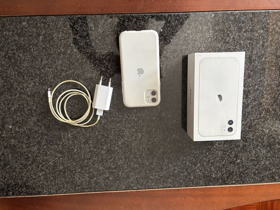 Iphone apple com carregador