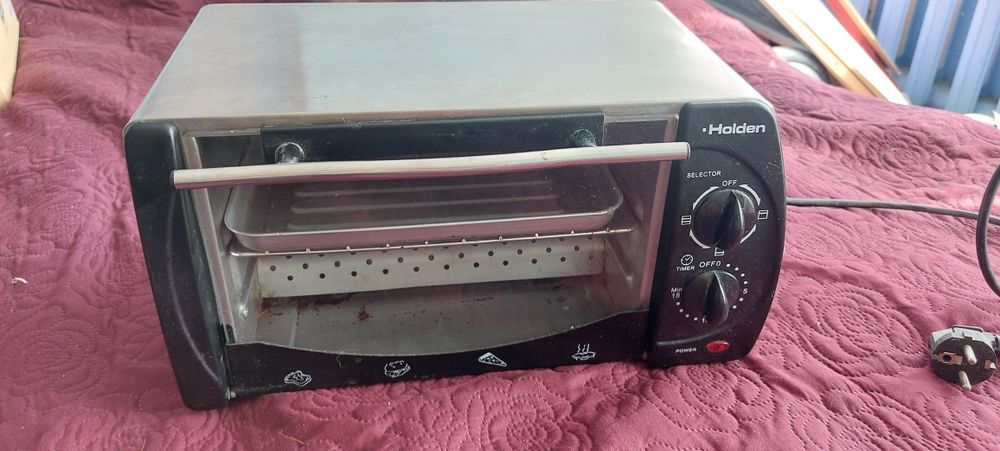 Mini piekarnik holden