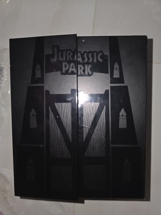 Jurássico Park, Candeeiro em forma de ovo de dinossauro