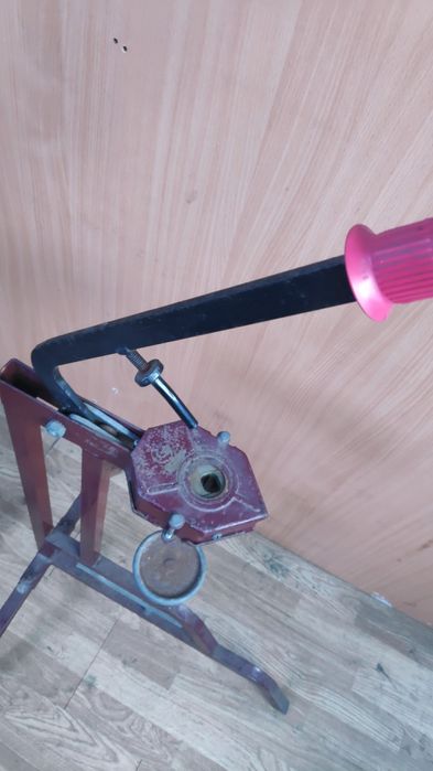 Engarrafador de rolhas manual